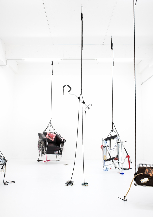 19_Lauryn Youden, The Fear of Disease, MU Quad Cane Walking Stick, various materials, 91 x 40 x 470 cm, 2023. Courtesy of the artist